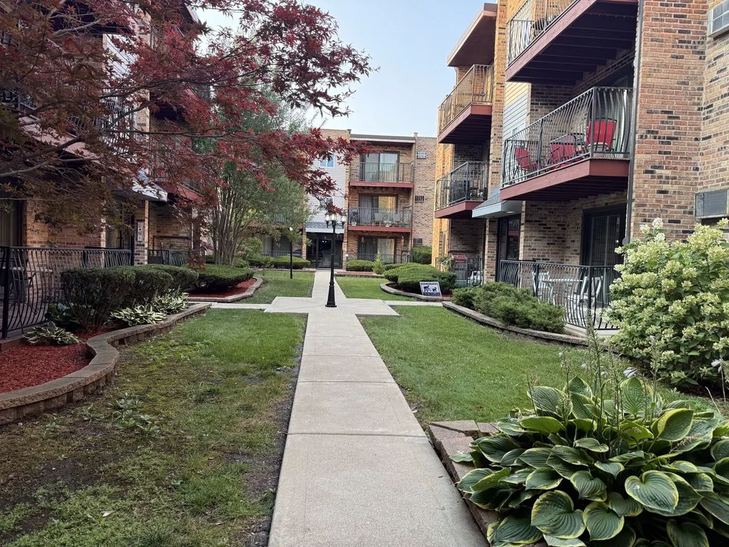4550 W 57th Street 3e1, Chicago, 60629
