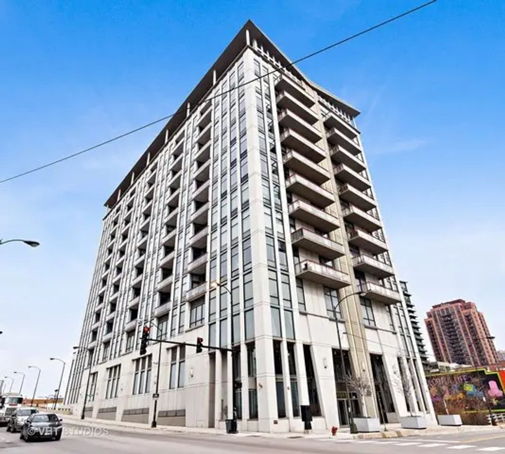 740 W Fulton Street 1402, Chicago, 60661