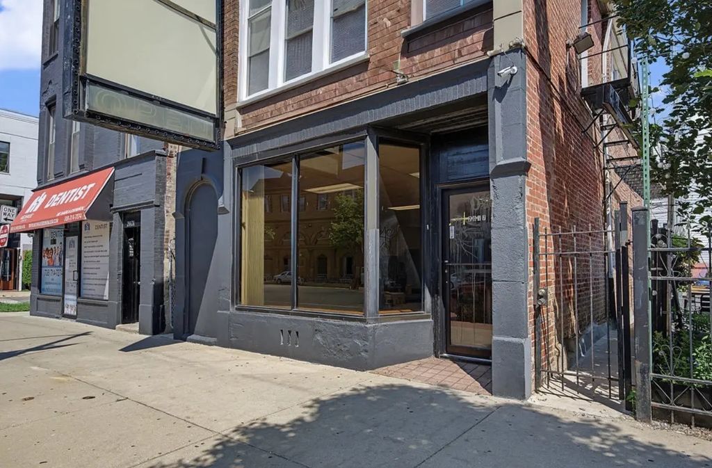 2017 N Western Avenue 1, Chicago