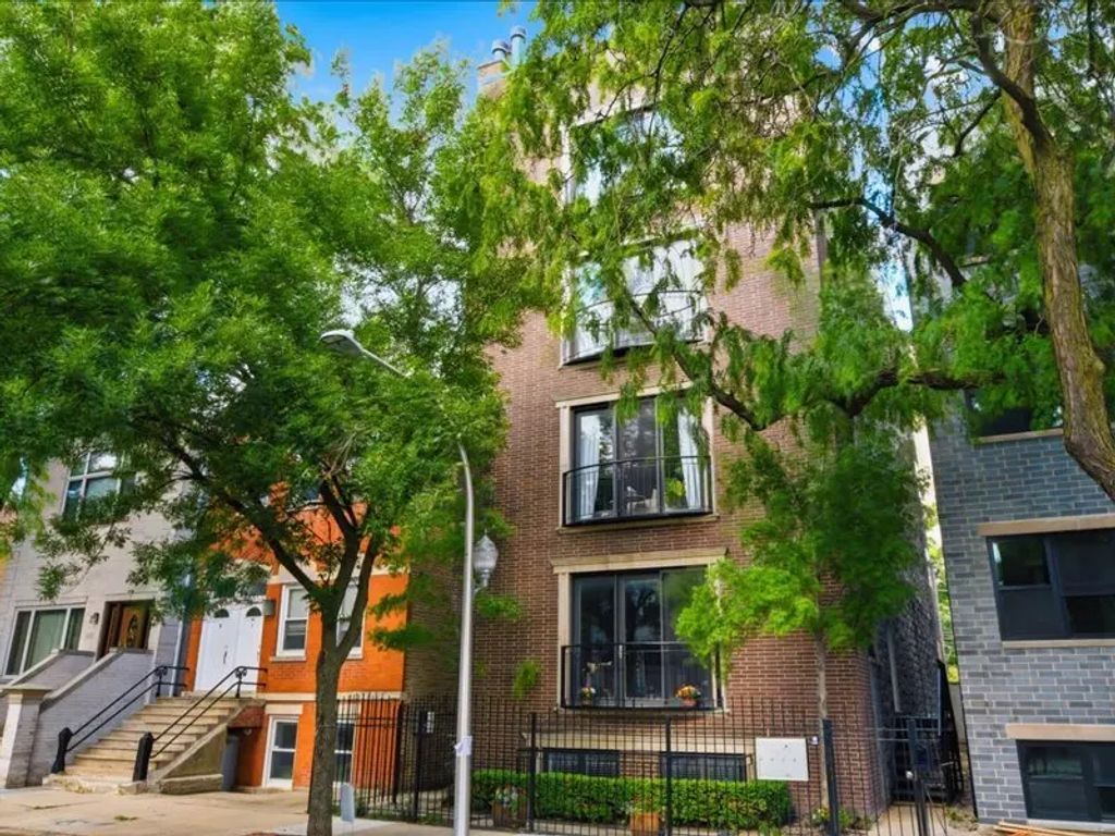 839 S Miller Street 1, Chicago, 60607