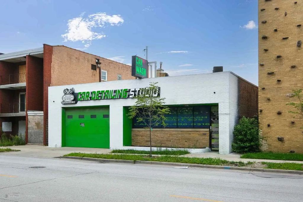 7737 S Kedzie Avenue 7739, Chicago, 60652