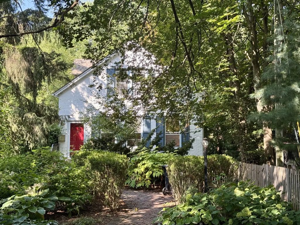 1240 Wesley Avenue, Evanston, 60202