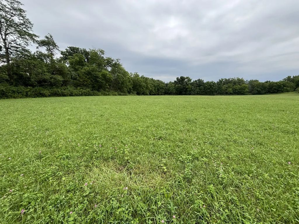W 151st Street, Lockport