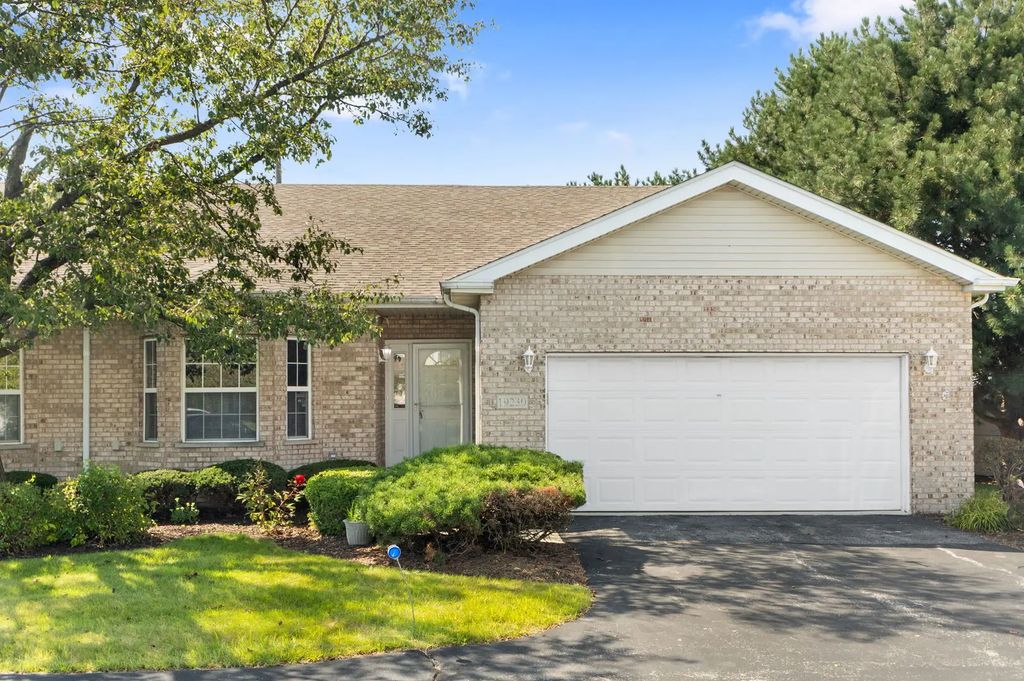 19230 Tramore Lane, Mokena