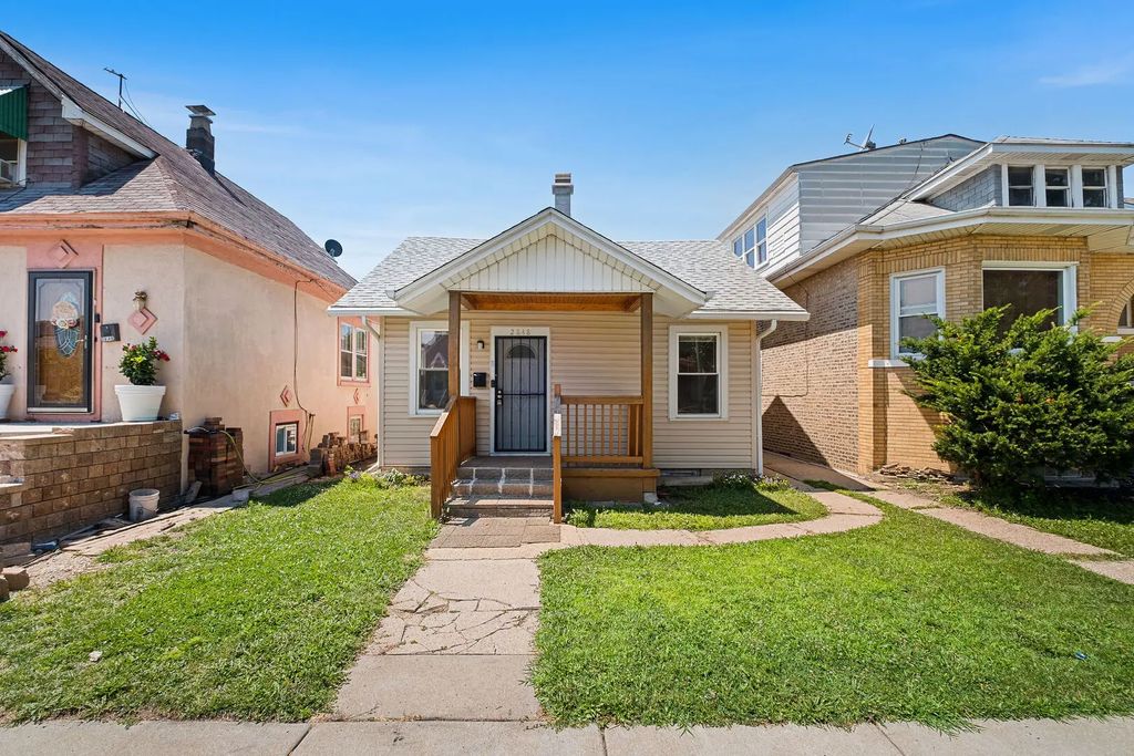 2848 N Monitor Avenue, Chicago