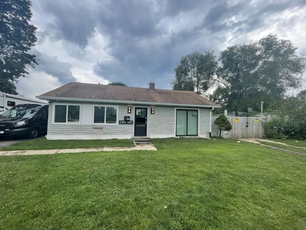 26w283 North Avenue, Carol Stream