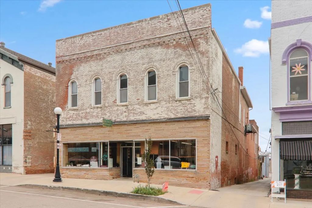 107 W Monroe Street, Bloomington