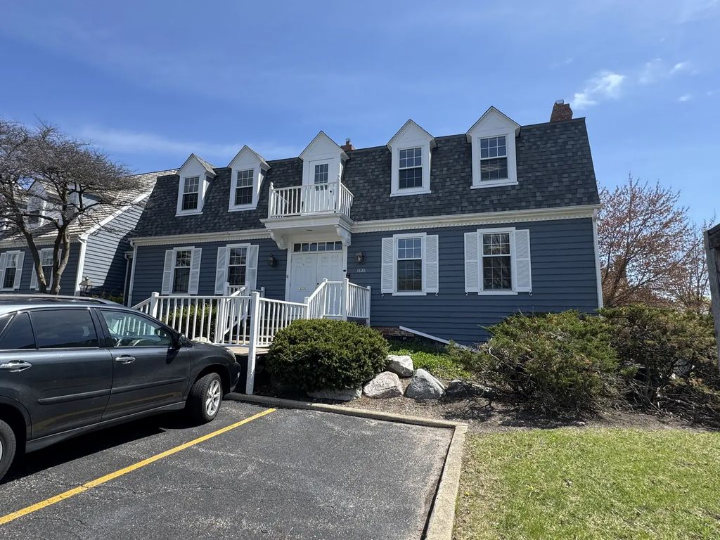 1626 Colonial Parkway, Inverness