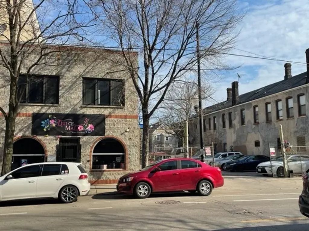 1126-1130 W 18th Street, Chicago, 60608