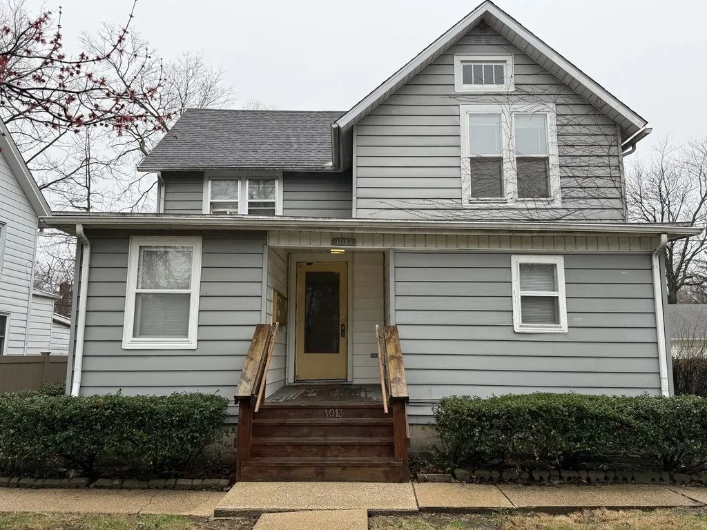 1013 W Church Street, Champaign