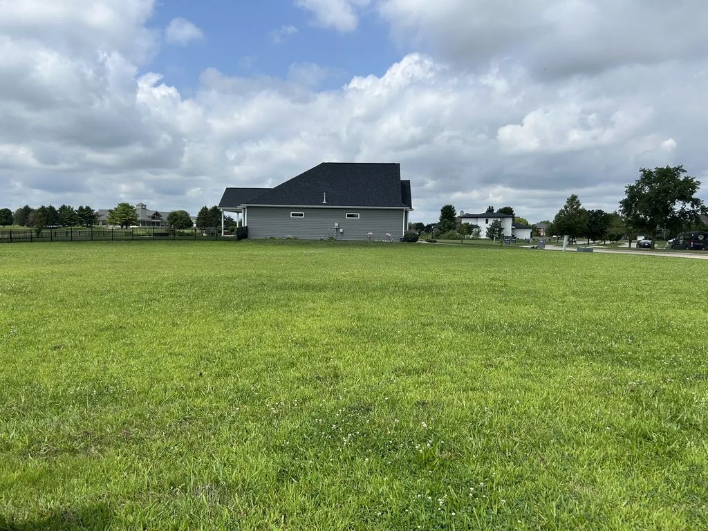 2305 Stricker Lane, Urbana