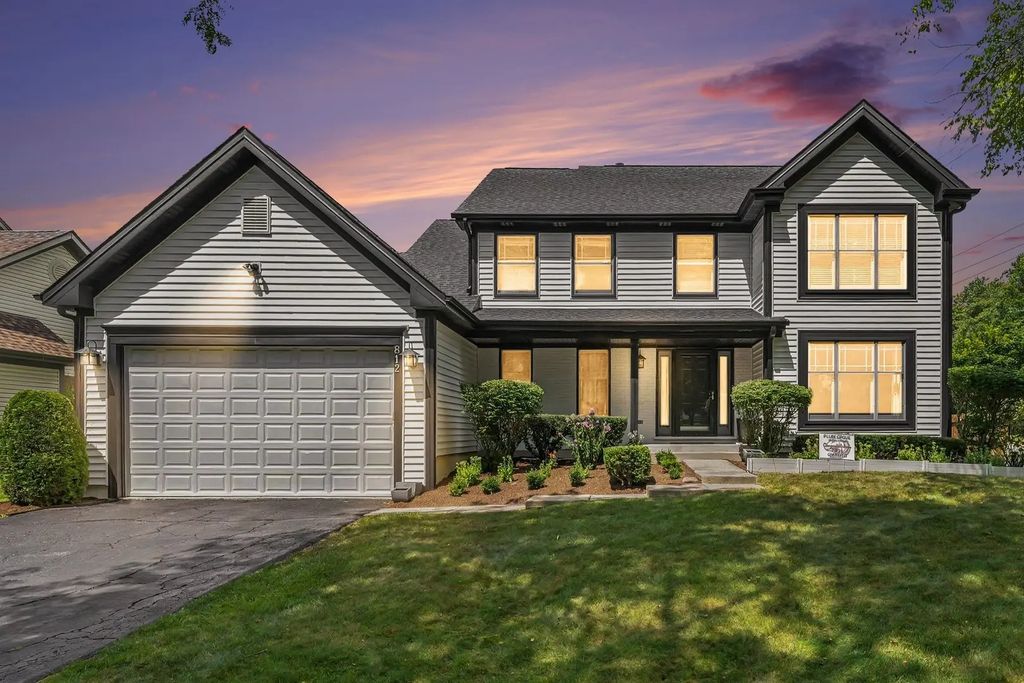 812 W Kelly Ann Drive, Palatine