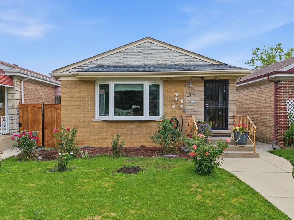 2503 N Menard Avenue, Chicago
