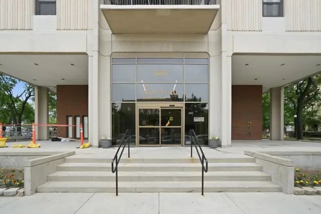 2605 S Indiana Avenue 304, Chicago, 60616
