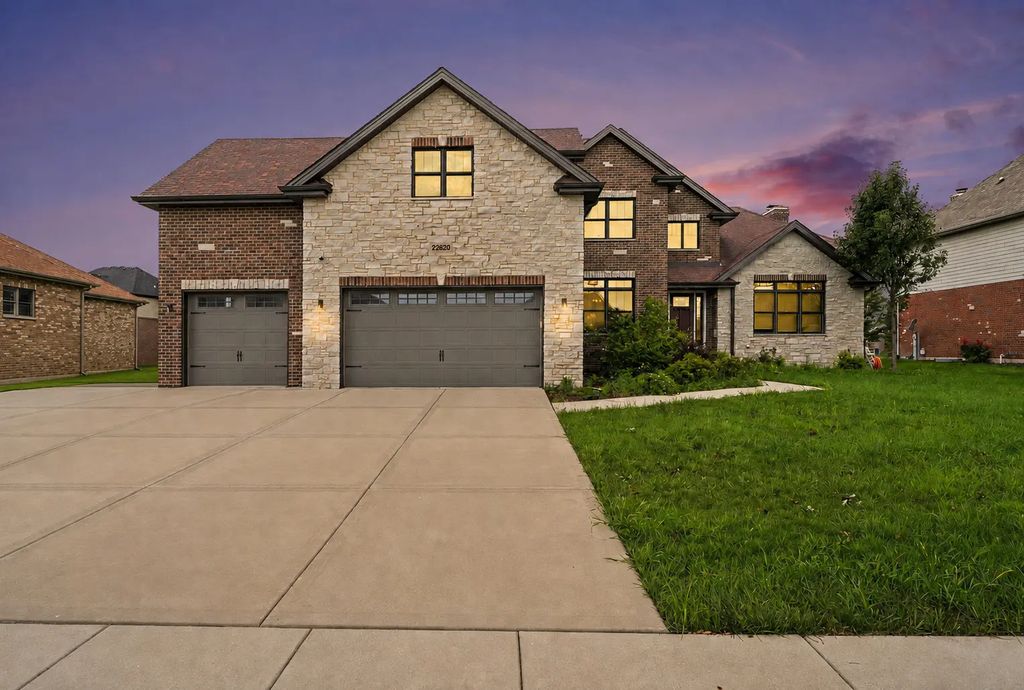 22620 Hunters Trail, Frankfort
