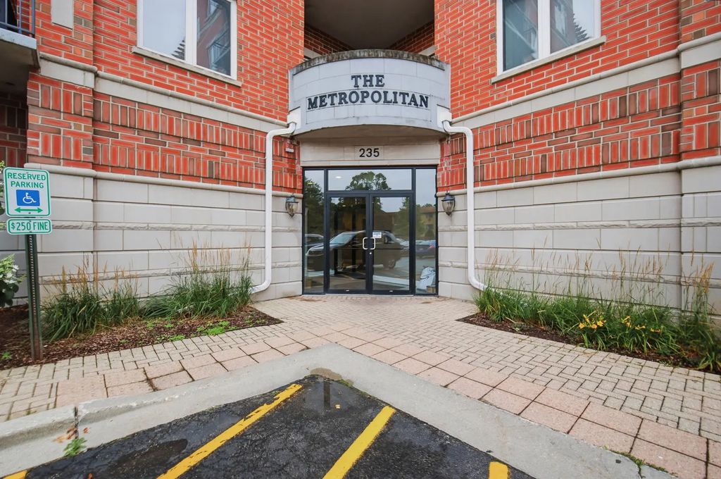 235 N Smith Street 301, Palatine