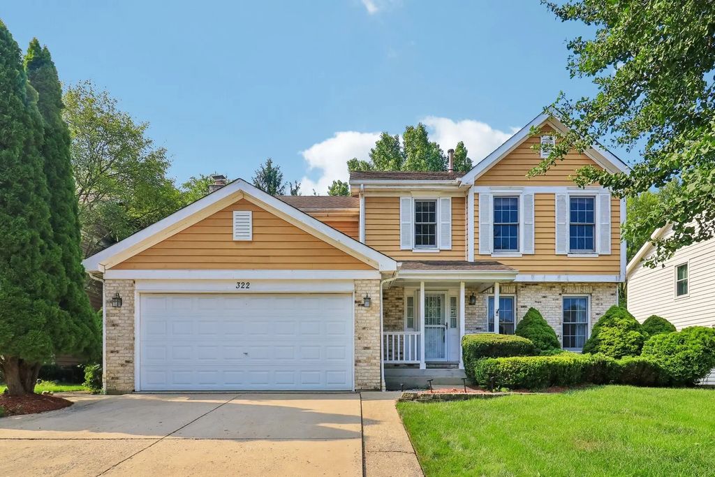 322 Chesapeake Lane, Bloomingdale