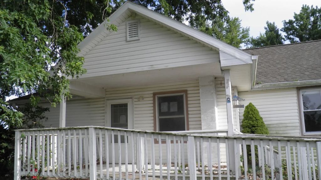 2399 105th Street, Aledo