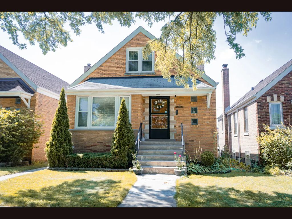5828 S Kilbourn Avenue, Chicago