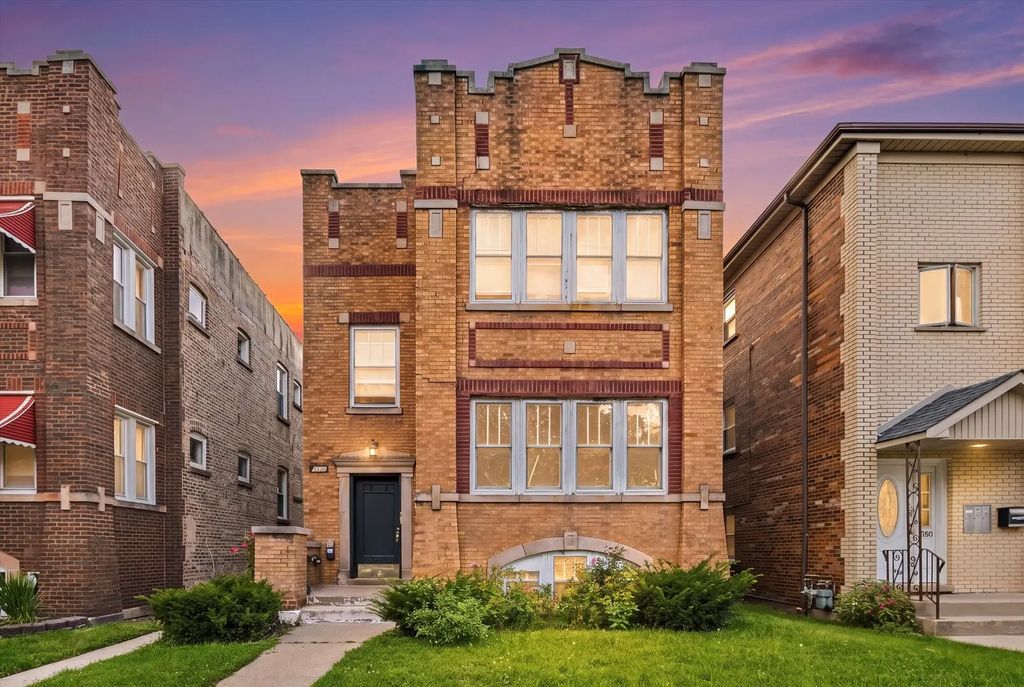2106 Grove Avenue, Berwyn