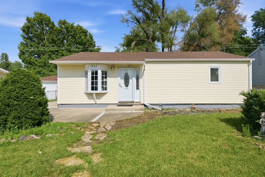 407 Laurel Avenue, Romeoville