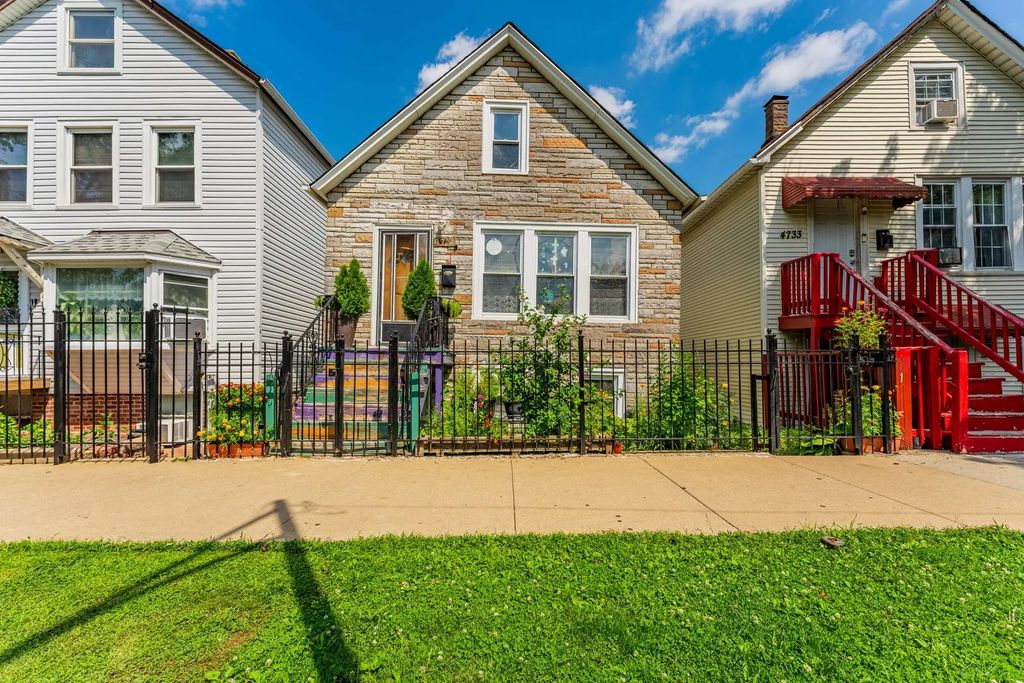 4731 S Honore Street, Chicago, 60609