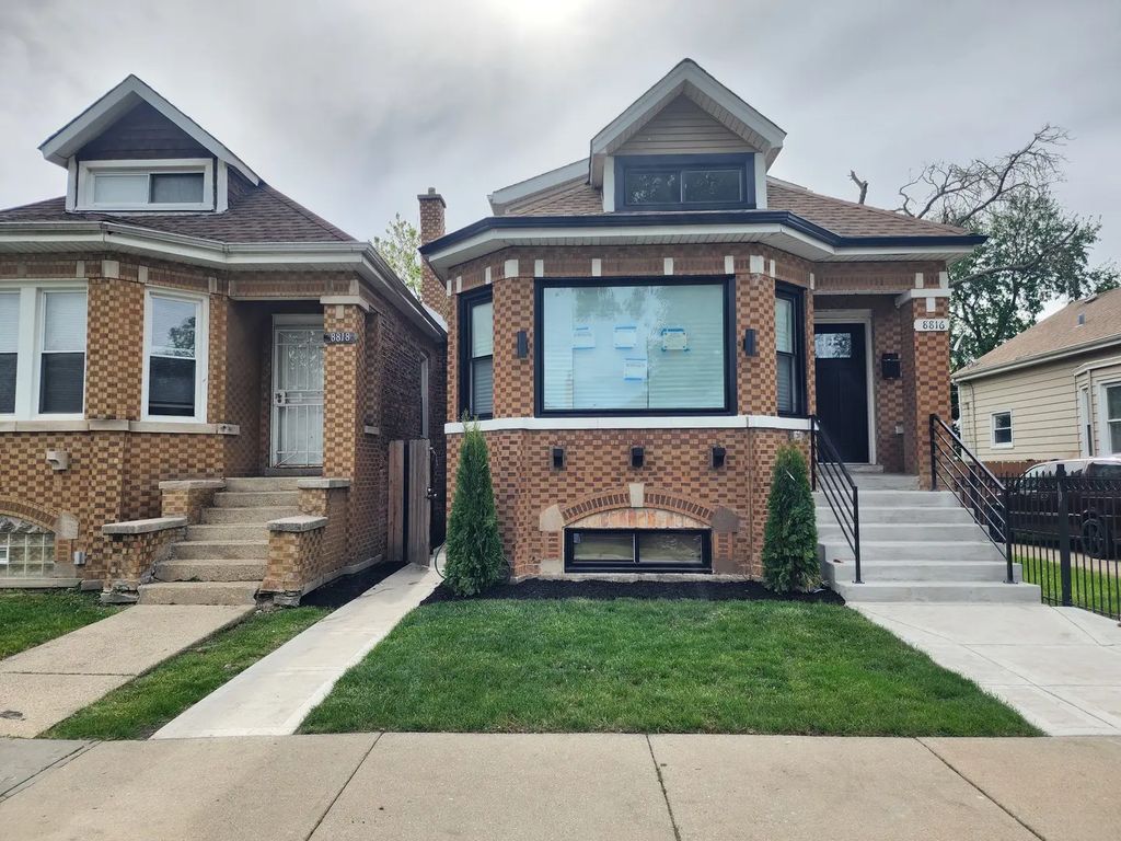 8816 S Laflin Street, Chicago, 60620