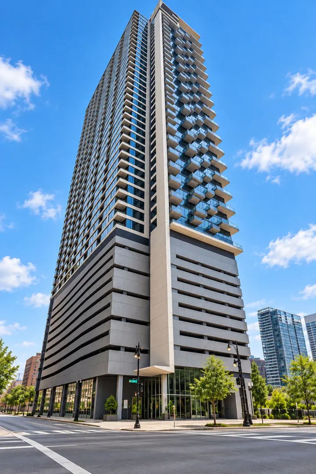 235 W Van Buren Street 2606, Chicago, 60607