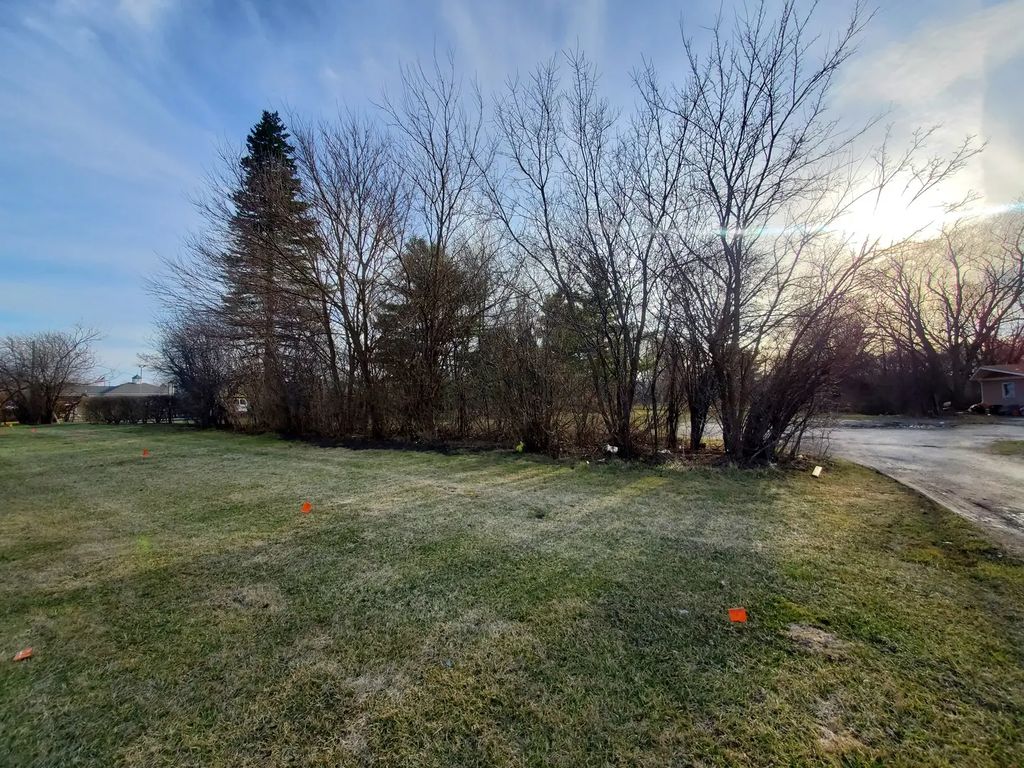 19925 W Il Route 60 Road, Mundelein