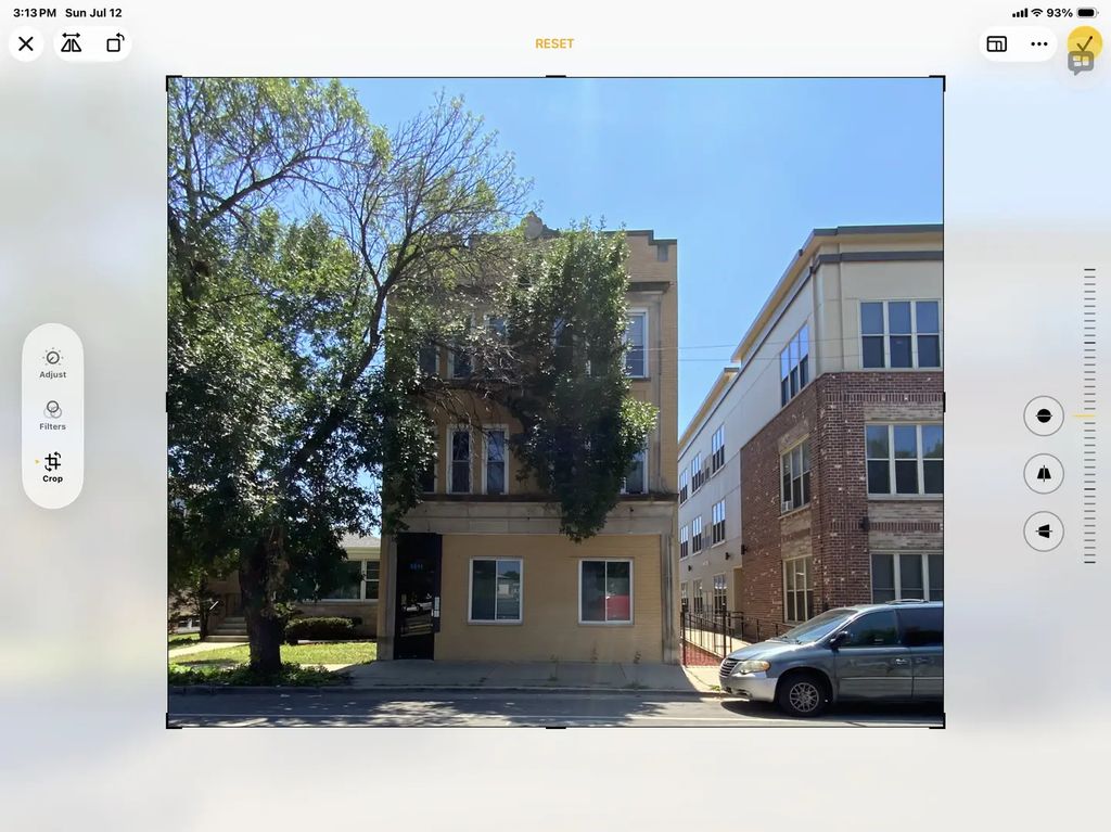 5511 W Diversey Avenue 3, Chicago