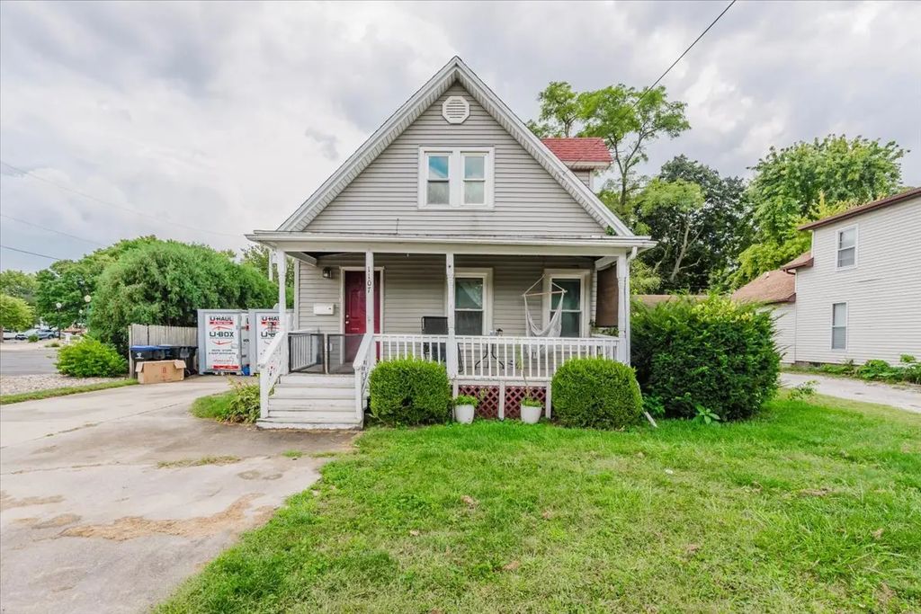 1107 E Washington Street, Bloomington