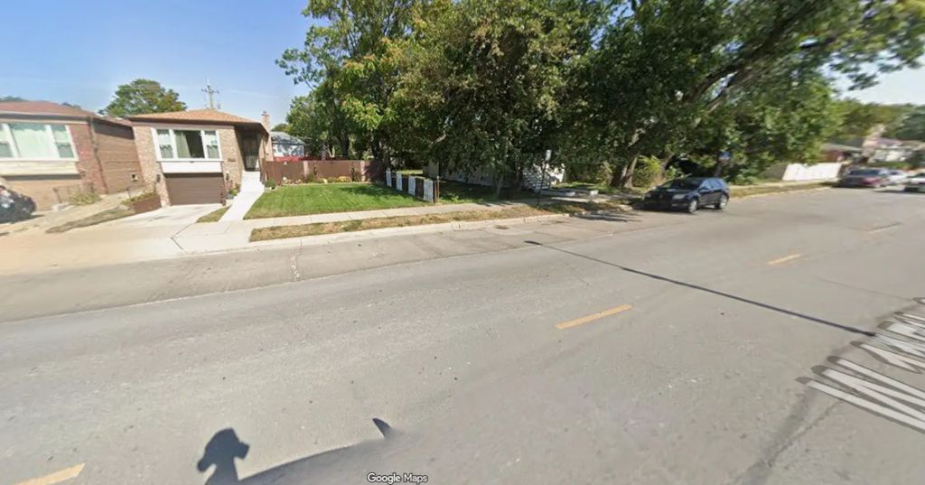 1052 W 115th Street, Chicago