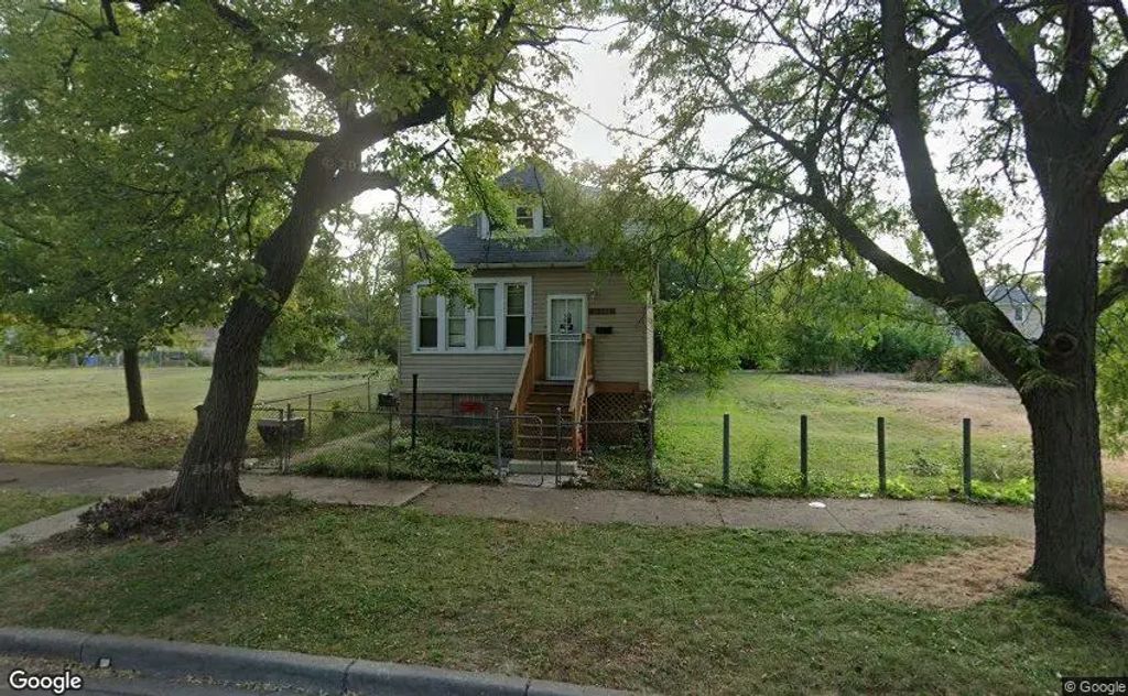 10540 S Perry Avenue, Chicago