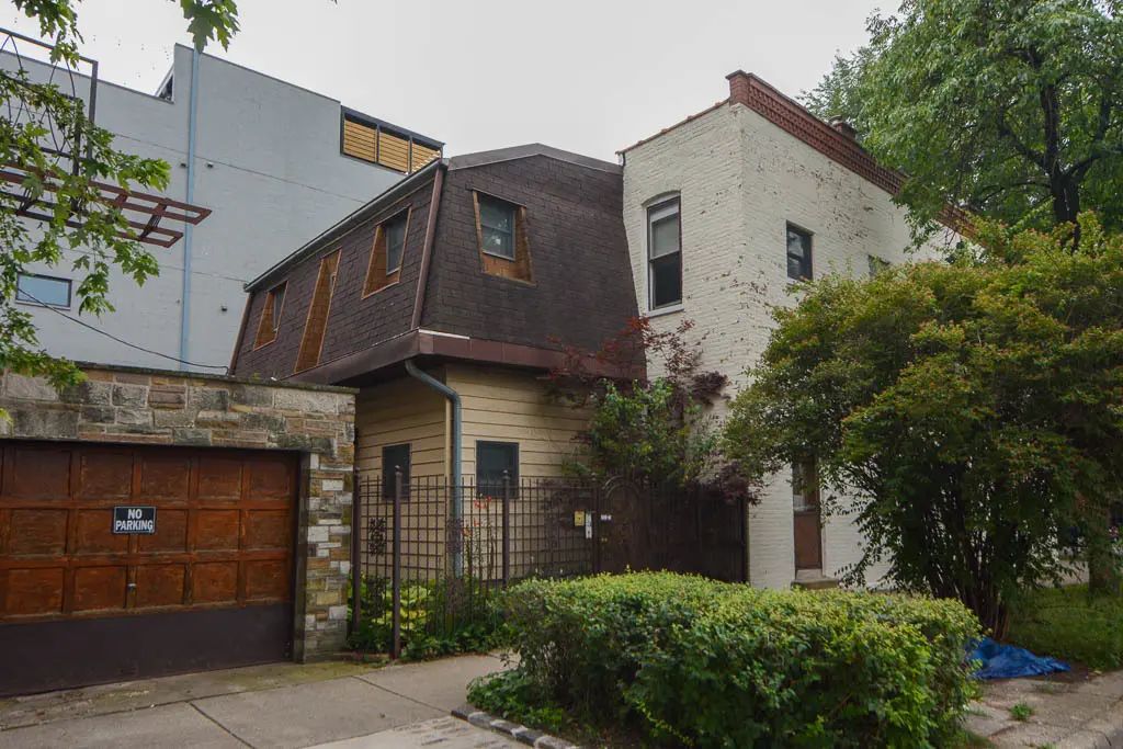 2825 W Shakespeare Avenue 2, Chicago