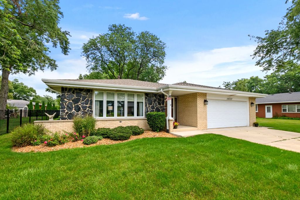 14337 S 87th Avenue, Orland Park
