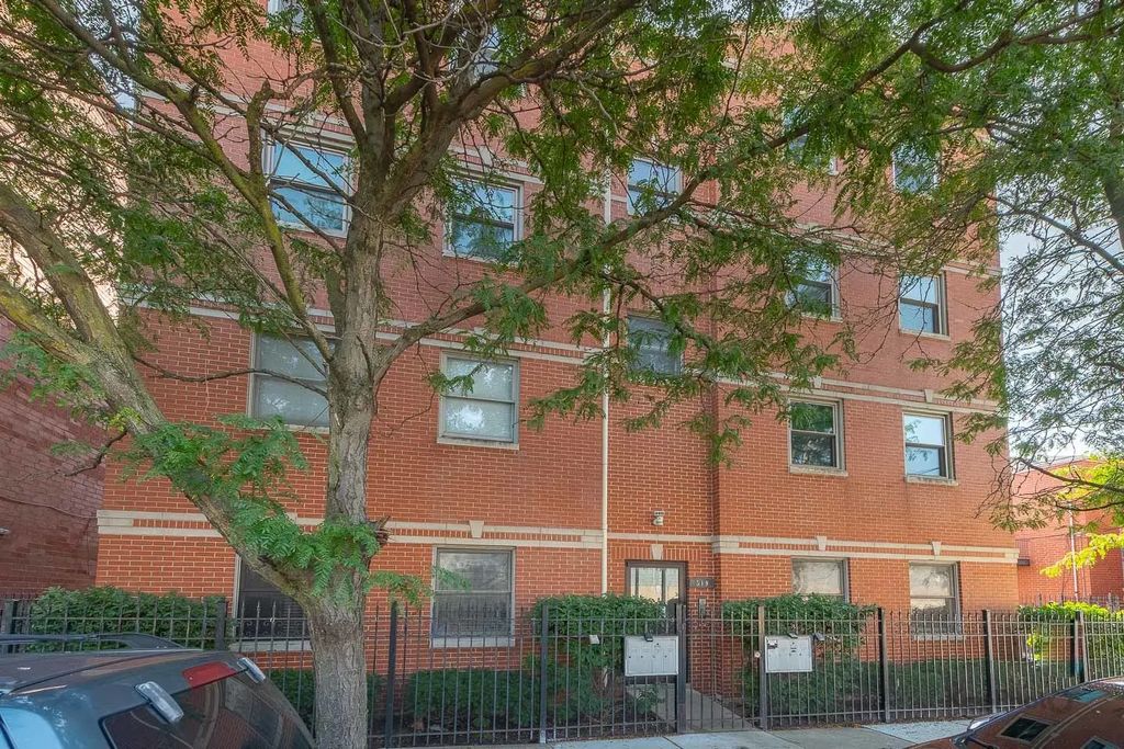 519 S Maplewood Avenue 1w, Chicago, 60612
