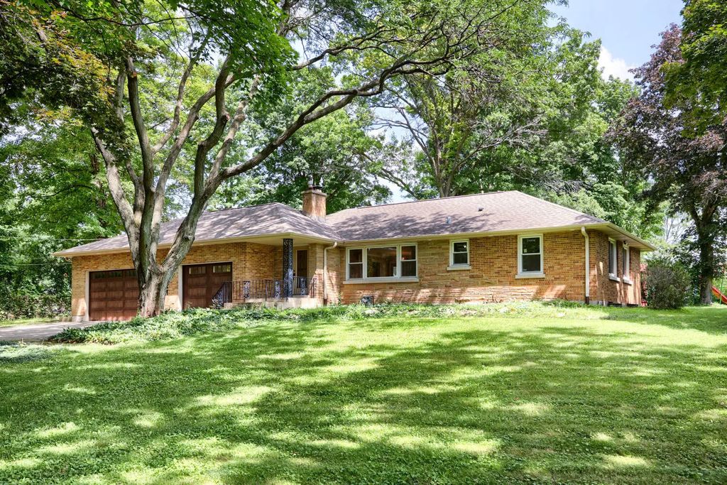 28w470 Purnell Road, West Chicago