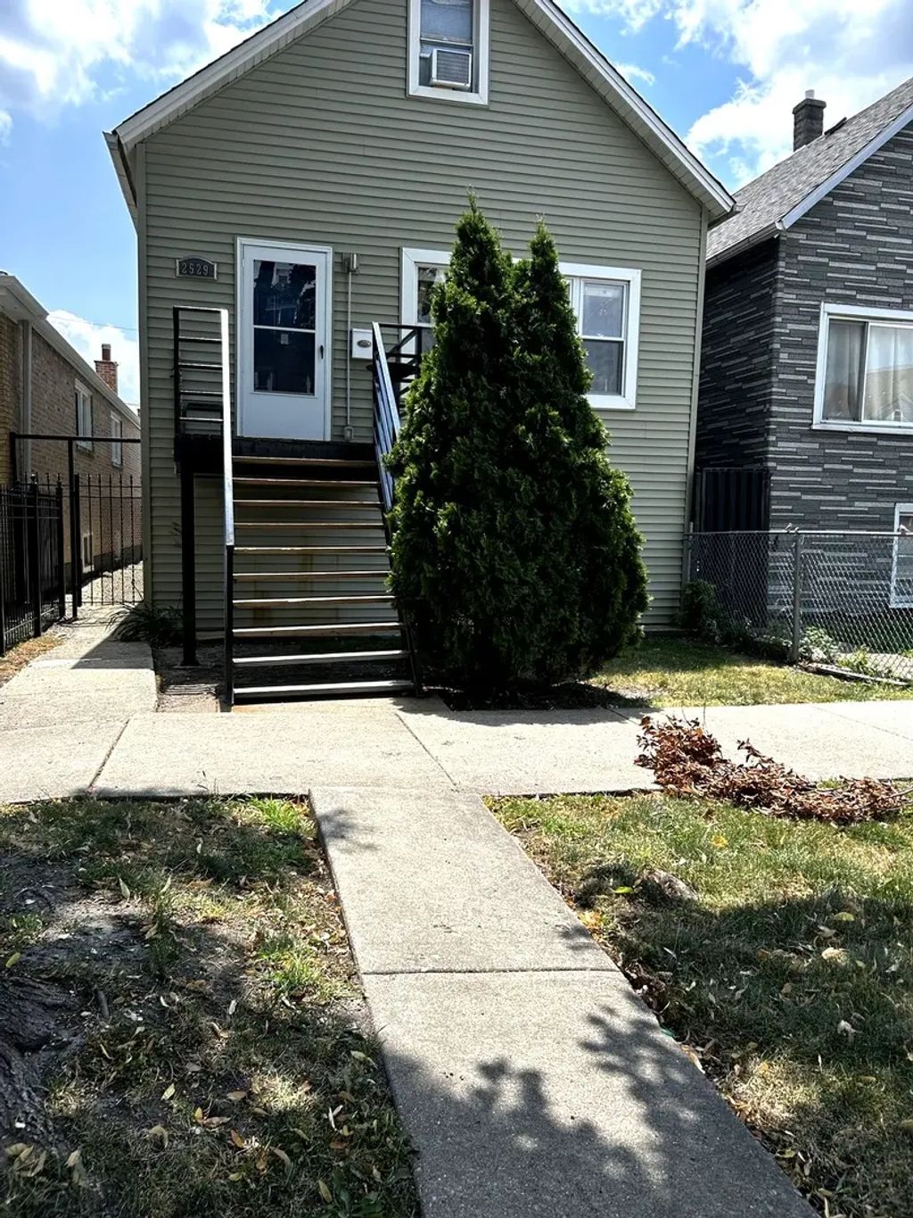 2529 W 39th Place, Chicago