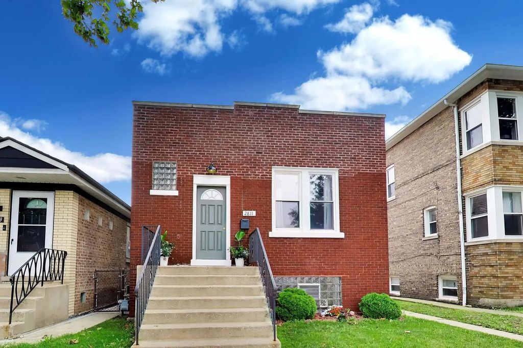 2811 Ridgeland Avenue, Berwyn