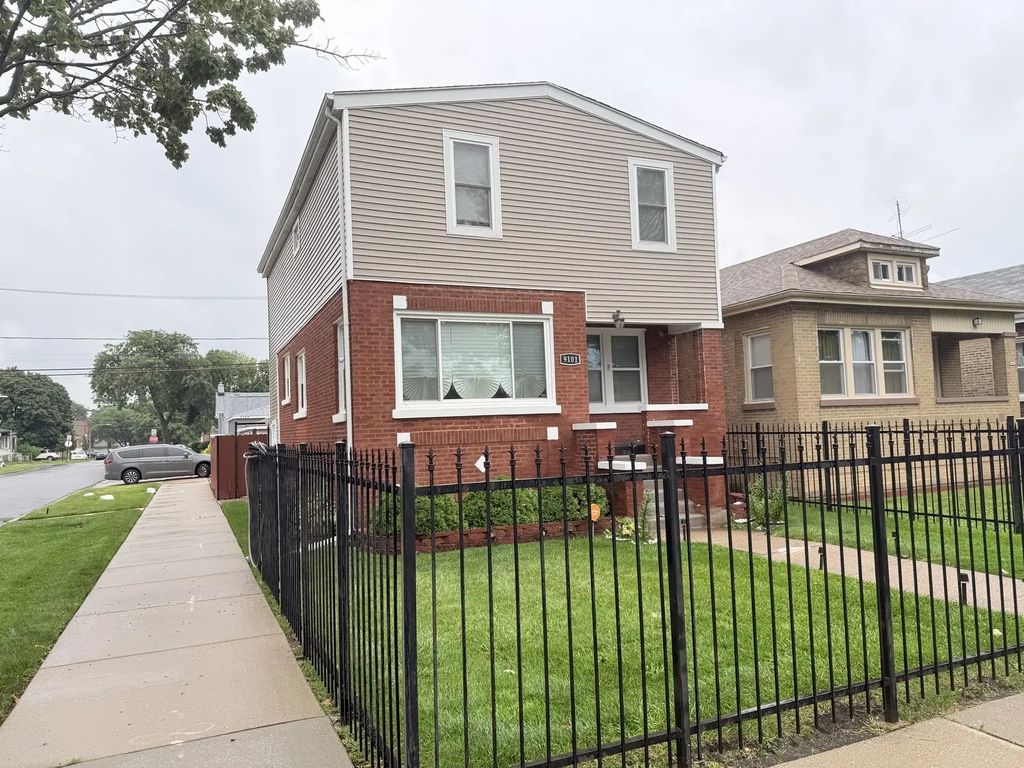 9101 S Racine Avenue, Chicago