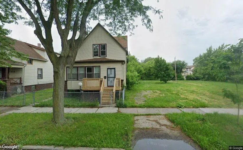 10600 S Lafayette Avenue, Chicago