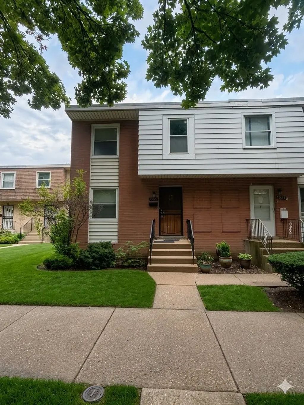 6525 N Kedzie Avenue, Chicago, 60645