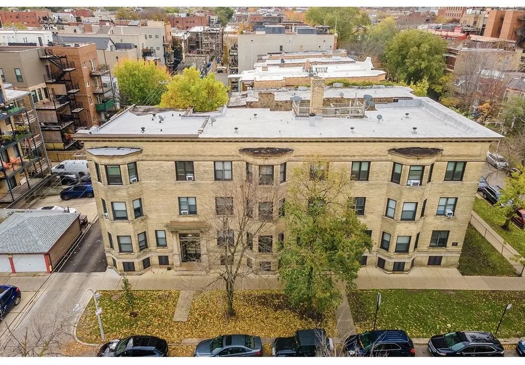 917 W Waveland Avenue 1a, Chicago