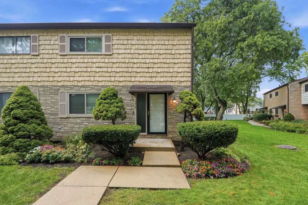 1610 Tahoe Circle Drive, Wheeling