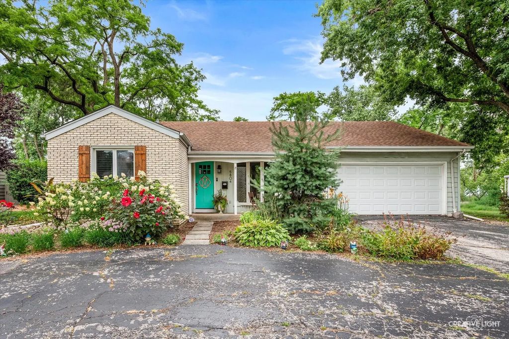 5804 Ridgewood Drive, Western Springs