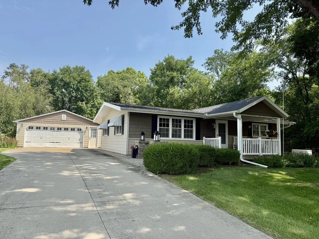 12 Yardley Drive, Spring Valley