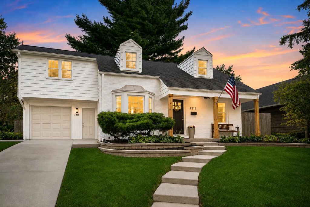 4216 Elm Street, Downers Grove