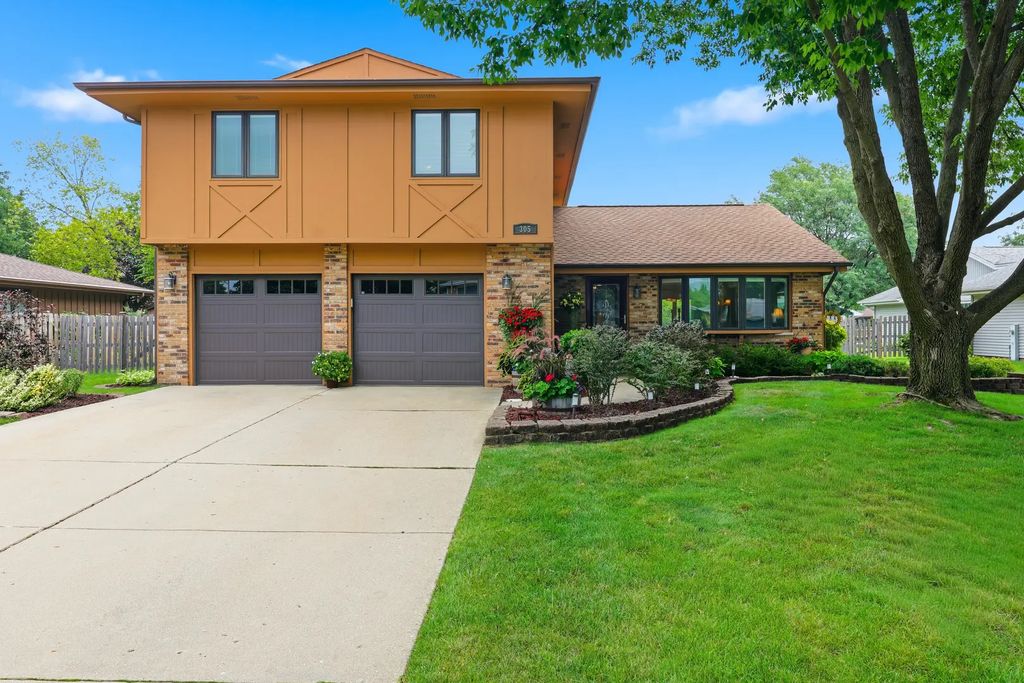 305 S Knollwood Drive, Schaumburg