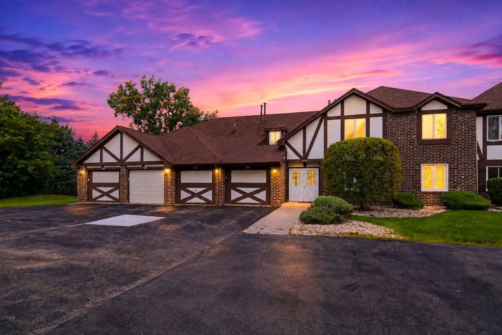 15706 Orlan Brook Drive 165, Orland Park