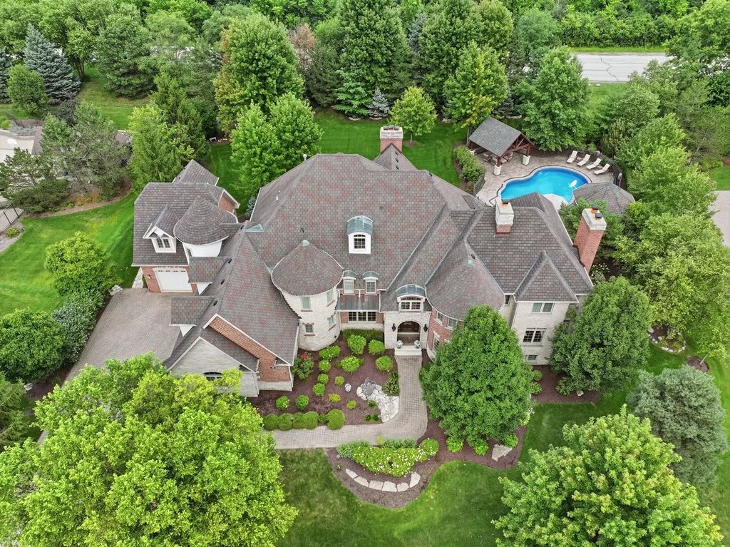 105 Forest Edge Drive, Palos Park